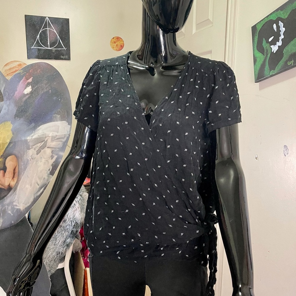 Universal Thread Tie Top